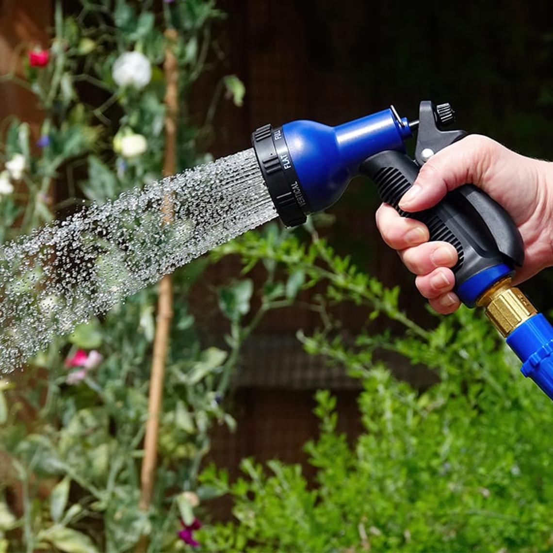 Hosepipe gun watering plants
